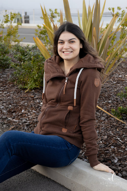 Wanakome Athena Hoodie (Cocoa)