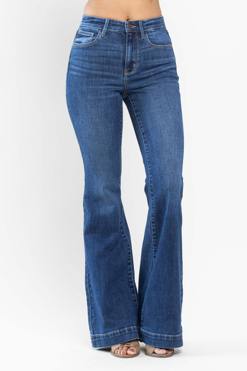 Judy Blue Wide Hem Flare Jeans (Medium Wash)