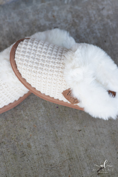 Very G Sweater Slippers (Cream)