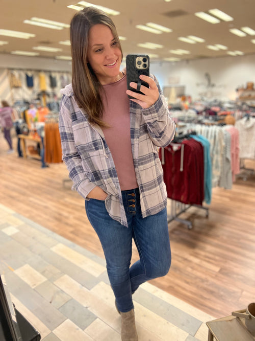 Luann Hooded Flannel (Mauve)